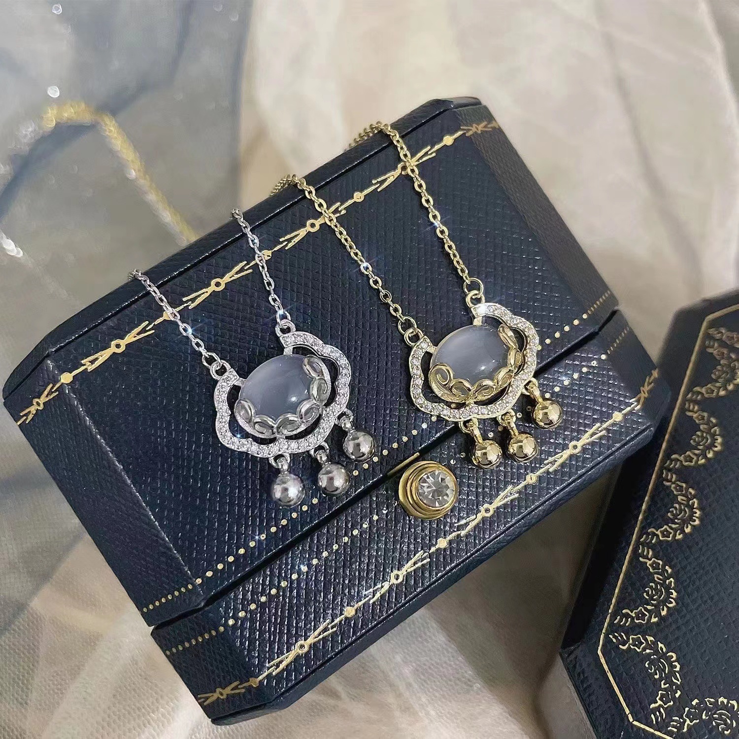清透白月光玉髓转运长命锁项链女如意平安锁锁骨链高级感温柔颈链